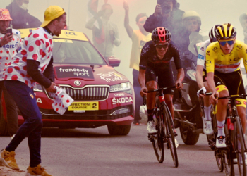 Los pros del Tour en Col du Portet
