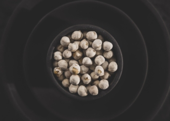 Potaje de garbanzos con grelos