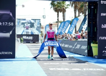 Víctor Arroyo y Judith Corachán campeones de España de Triatlón LD