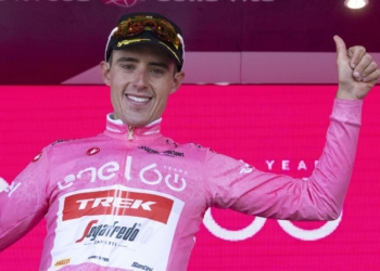 EL DINERO QUE GANA JUANPE LÓPEZ CADA DÍA POR VESTIR LA MAGLIA ROSA