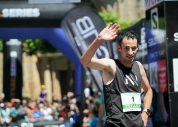 Kilian Jornet pulveriza la marca de la Zegama-Aizkorri