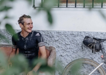 Alistair Brownlee operado con éxito de un espolón oseo en el pie derecho.