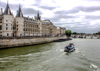 La World Triathlon con miedo respecto a la calidad del agua en París
