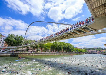 Bilbao Triathlon, reflexionamos sobre la prueba que dejó «secos» a los participantes.