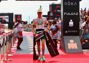 Leon Chevalier vence en el deslucido Ironman de Cozumel