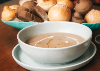 Recetas saludables para Trigloberos: Sopa de castañas y champiñones
