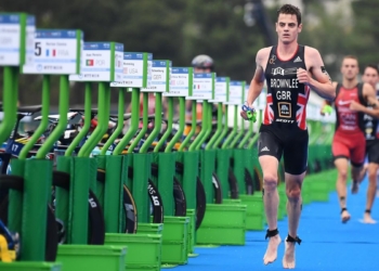 El director de rendimiento británico de triatlón cree en la clasificación de Jonny Brownlee