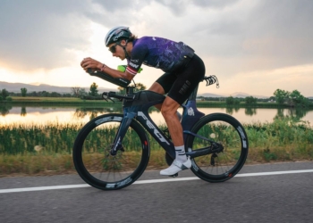 Trevor Foley gana IRONMAN Lake Placid en su debut en la distancia