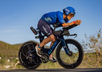 Estos son los vatios y vatios/kg que hay que mover para estar arriba en las pruebas de las T100 Triathlon Tour