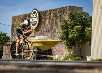 ¿Sabes cuántos vatios menos hizo Paula Findlay en T100 Ibiza respecto al Mundial UCI Contrarreloj?