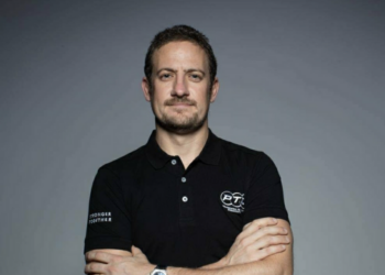 Sam Renouf y T100: su plan para transformar el triatlón a nivel mundial