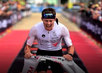 Jelle Geens se corona campeón del Mundial 70.3 gracias a una brutal carrera a pie