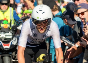 Sam Laidlow supera sus problemas de salud y conquista Challenge Roth 2025