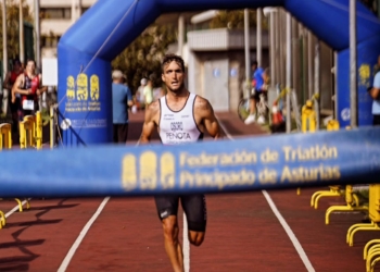 XXXI Triatlón CNSO Sprint: Pello Osoro y Andrea Trigo imponen su ley en Asturias