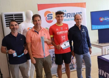 Ibiza vuelve a brillar con el Sprint Triathlon: más inscritos y un cartel de lujo
