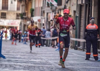 El T100 Triathlon World Tour desembarca en Pamplona en 2026