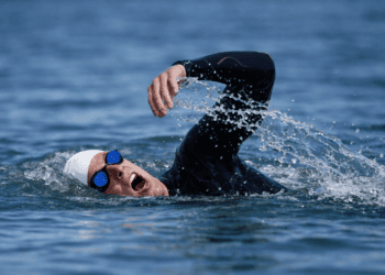 Respirar mejor para nadar más rápido: el factor decisivo en triatlón