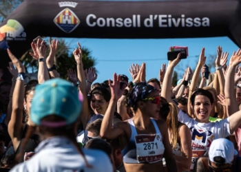 Ibiza Media Maratón hace historia: 50% de participación femenina en la edición de 2026