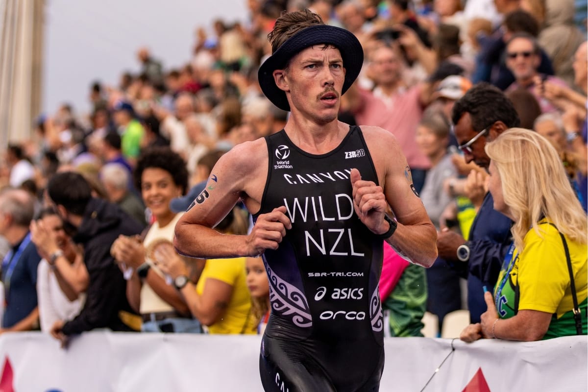 Hayden Wilde corriendo en la Gran Final WTCS de Pontevedra 2026