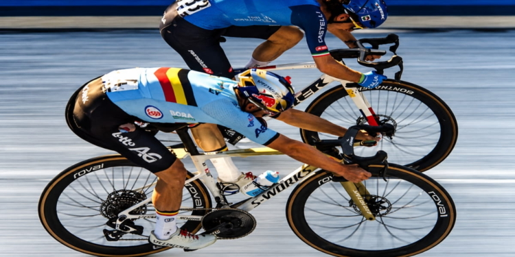 ¿Dónde está la línea de meta? Así funciona realmente una foto finish en ciclismo